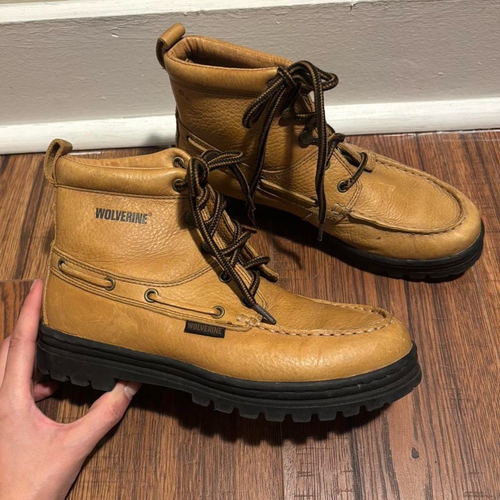 Wolverine Tan Lace Up Boots Size 6 Women’s